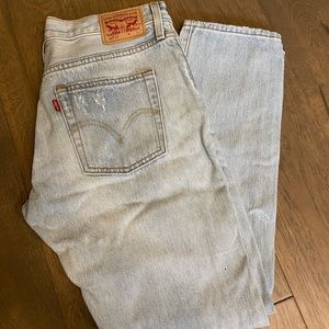 Levi’s 501 Boyfriend Wedgie Light Wash Denim Jeans